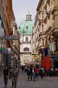Einkaufsstrasse Wien
