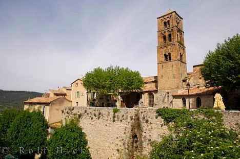 Kirche Provence Glockenturm