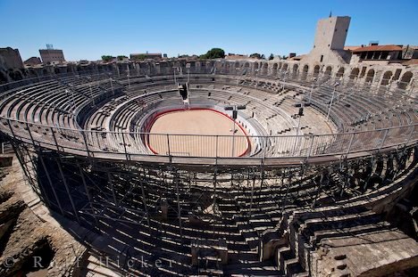 Stierkampf Arena Les Arenes Amphitheater Arles Provence Frankreich