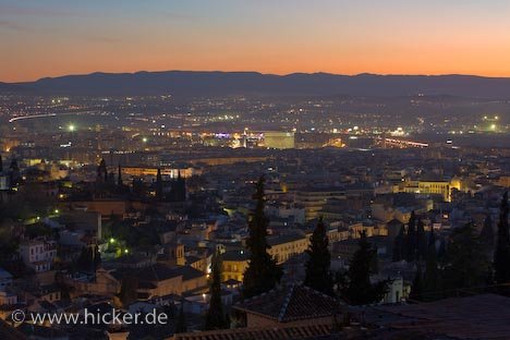 Sonnenuntergang Ueber Geschichtstraechtiger Stadt Granada Spanien