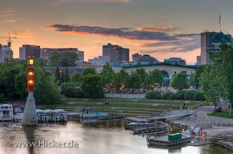 Assiniboine River Abend The Forks Treffpunkt Winnipeg Kanada